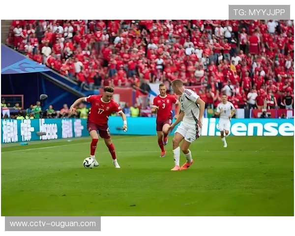 都灵队高空球争顶成功率高达六成七定位球防守体系展现稳固实力